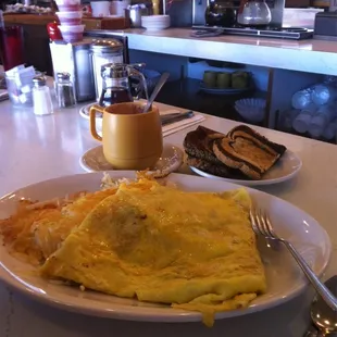 Four eggs in the standard omelet