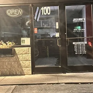 Restaurant closed with clear hour signs stating it should be open right now. Super disappointed.