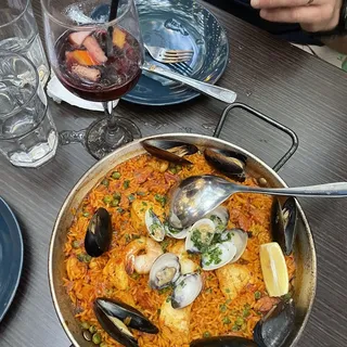 Paella Mixta