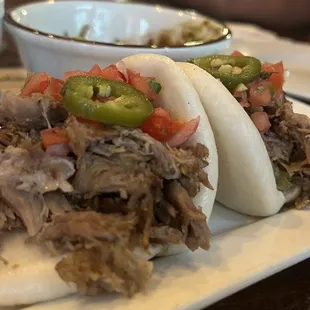 Carnitas Bun