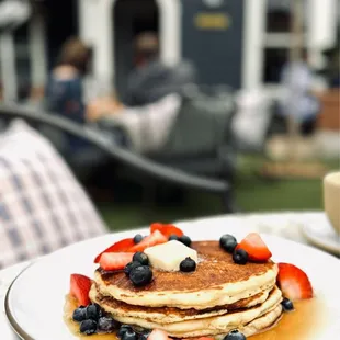 Lemon ricotta pancakes