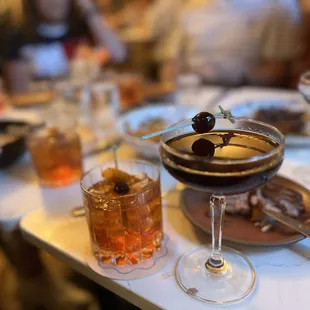 Old Fashioned / Manhattan