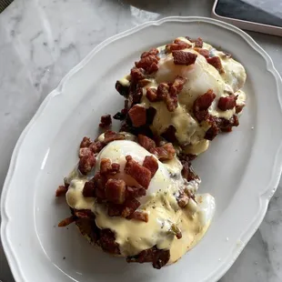 Eggs Benedict