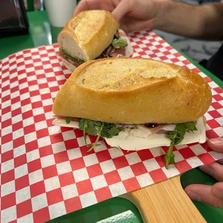 Monica Sandwich