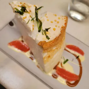 Meringue dessert