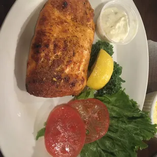 Broiled lemon pepper salmon