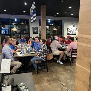 Florida / Georgia fans at Joseph&apos;s Pizza