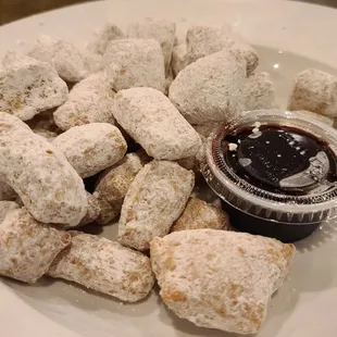 Zeppoles