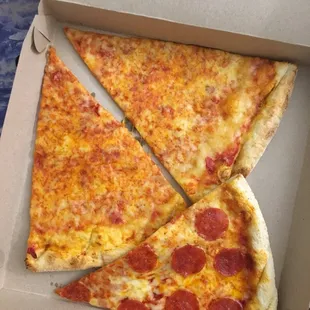 Cheese and pepperoni slices. Good