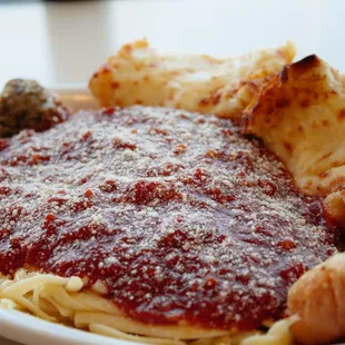 Spaghetti &amp; Meatball Dinner