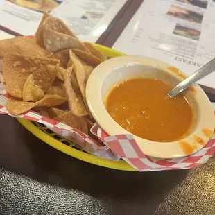 Chips and salsa