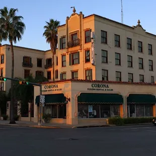 Located behind, and attached to, the Hotel Cortez