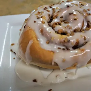 YUM!! Delicious cinnamon Rolls!!