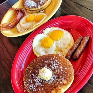 Breakfast is also great here too!! And very cheap!