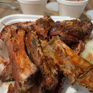 Charcoal ribs with red sauce