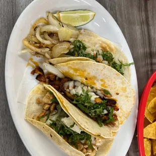 Shredded chicken, Al pastor and grilled chicken