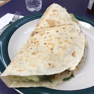 Chicken Quesadillas portions are so large that come with big Appetite food is great large portions