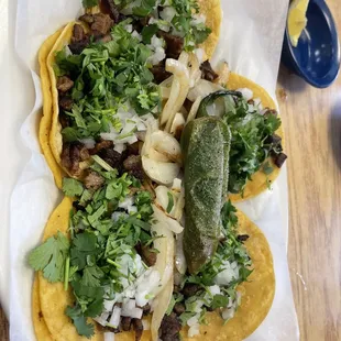 Mini taco plate with asada