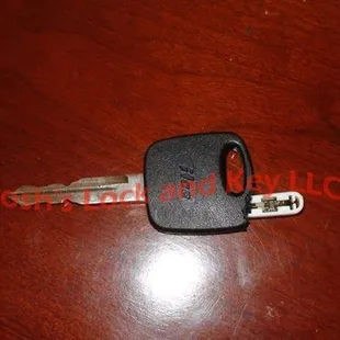 Locksmith in Albuquerque Ford transponder chip key