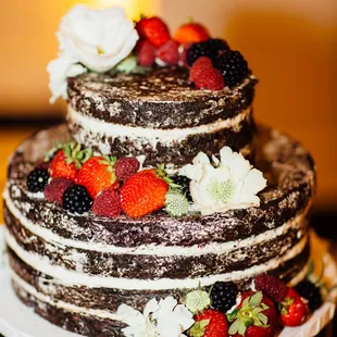 Our naked brownie cake. YUM.
