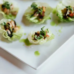 Smoked bean lettuce wrap appetizers.