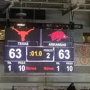Uh oh. TX made the 3 with one second left. OT!