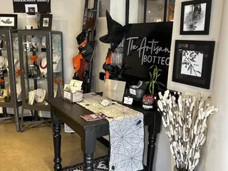 The Artisan’s Bottega