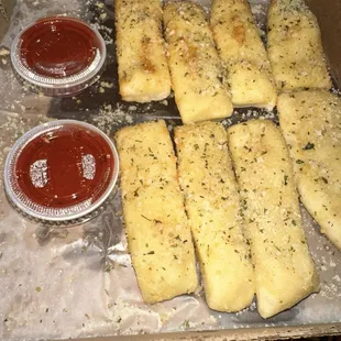 Bobbie&apos;s bread sticks