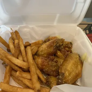 Lunch Special-Wings (honey mustard), fries, and drink (not shown)