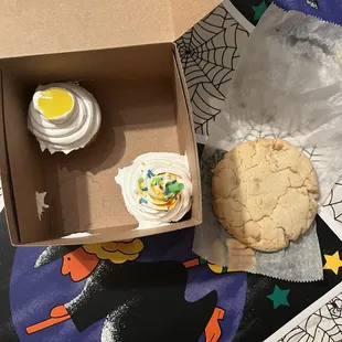 Brought some goodies back to mom&apos;s house. She already has the Halloween decorations out in September.