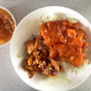 chicken vindaloo over rice, samosas chaat, &amp; mango chutney.