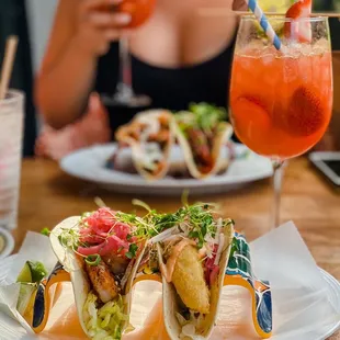 Shrimp taco + fish taco