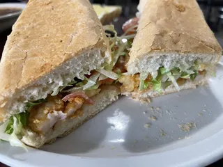 S & B Sports Bar & Grill