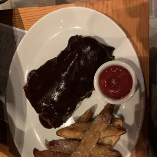 Half Rack of Ribs and Steak Fries
