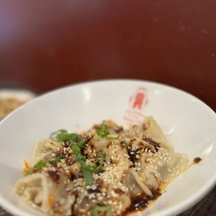 Wonton in Chili Oil (12)