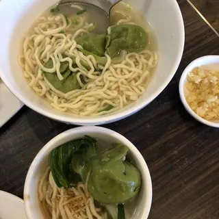 Vegetarian Dumpling Noodle Soup