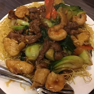 Hong Kong Style Chow Mein