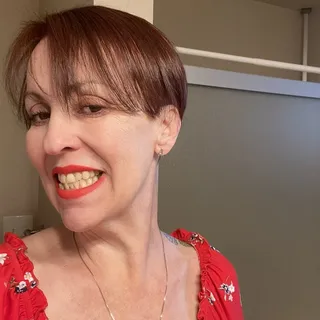 Roni M.