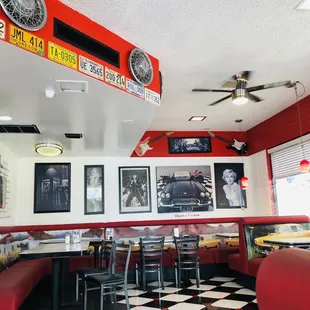 the interior of jovi's diner