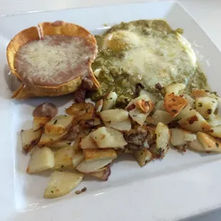 Huevos Rancheros, Chile Verde, creamy beans, tortilla bowl, potatoes were very tasty.