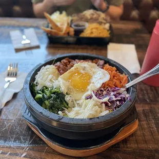 Bibimbap with Spicy Pork