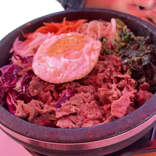 Bibimbap with Spicy Pork