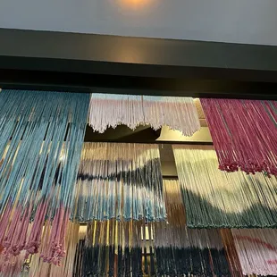 The ceiling yarn decor
