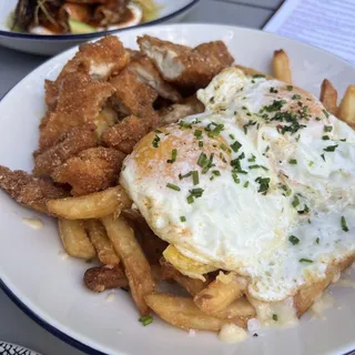Fries & eggs with Melitn cheddar