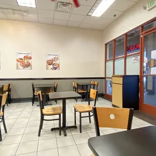 Plenty of room to dine in.