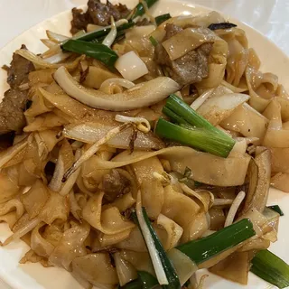 Stir Fry Beef Rice Noodle