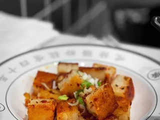 DH Noodles & Grill