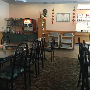 Not much of a crowd at lunch time