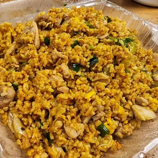 Curry chicken fried rice