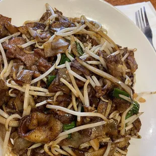 Beef chow fun. Lots of beef.